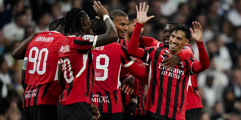 AC Milan là một trong những đội bóng vĩ đại nhất của làng túc cầu thế giới